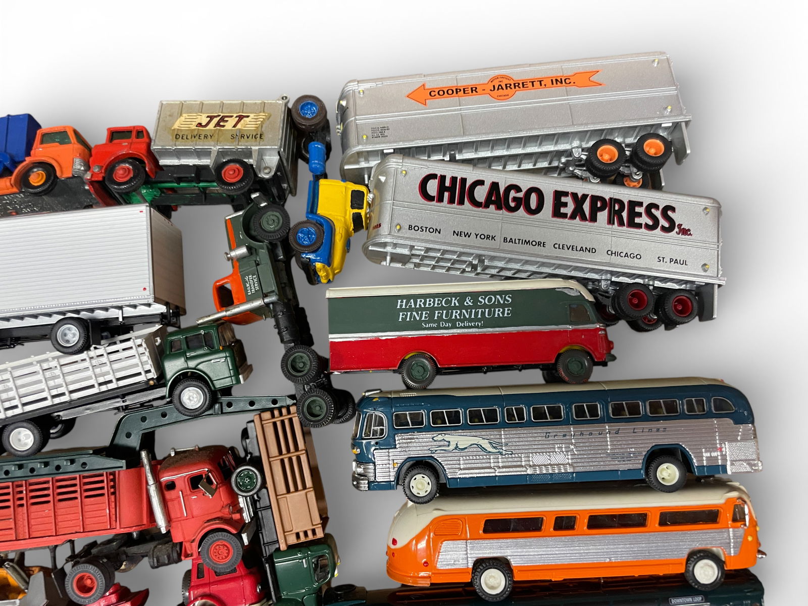 50+ HO Layout Vehicles - 8