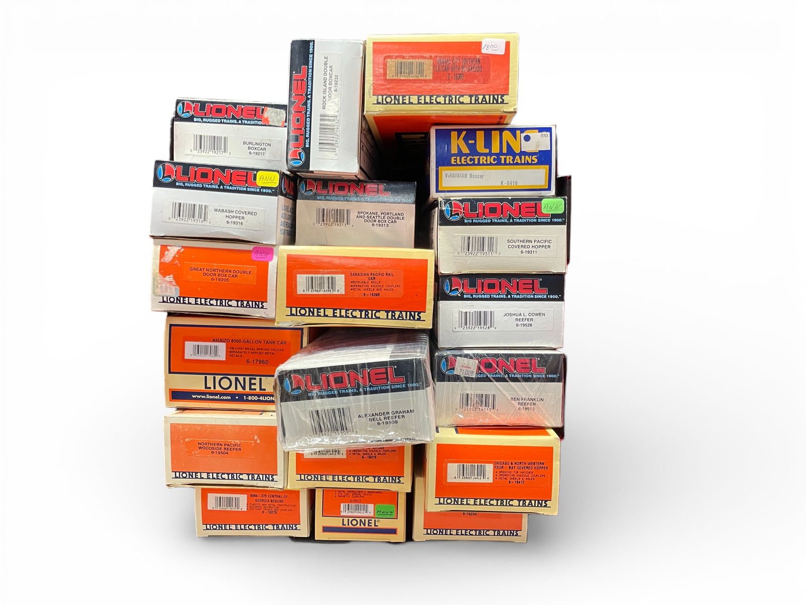 19 Assorted Lionel Modern Freight Cars, Plus: Includes Lionel 16234, 29212, 19279, 19504, 2-16412, 19513, 19509, 17960, 19205, 16395, 19311, 19213, 19316, 16382, 19232, 19528, 19217, plus a K-Line 6418. About 1/2 show light run time, all with box