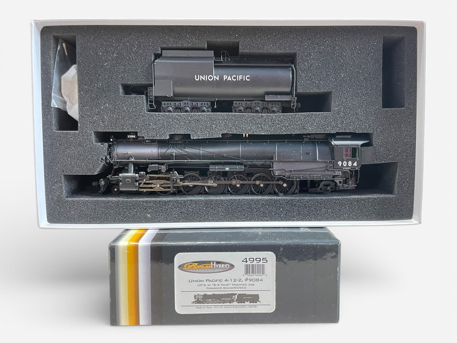 Broadway 4995 Brass Hybrid UP 4-12-2 (1 of 3)