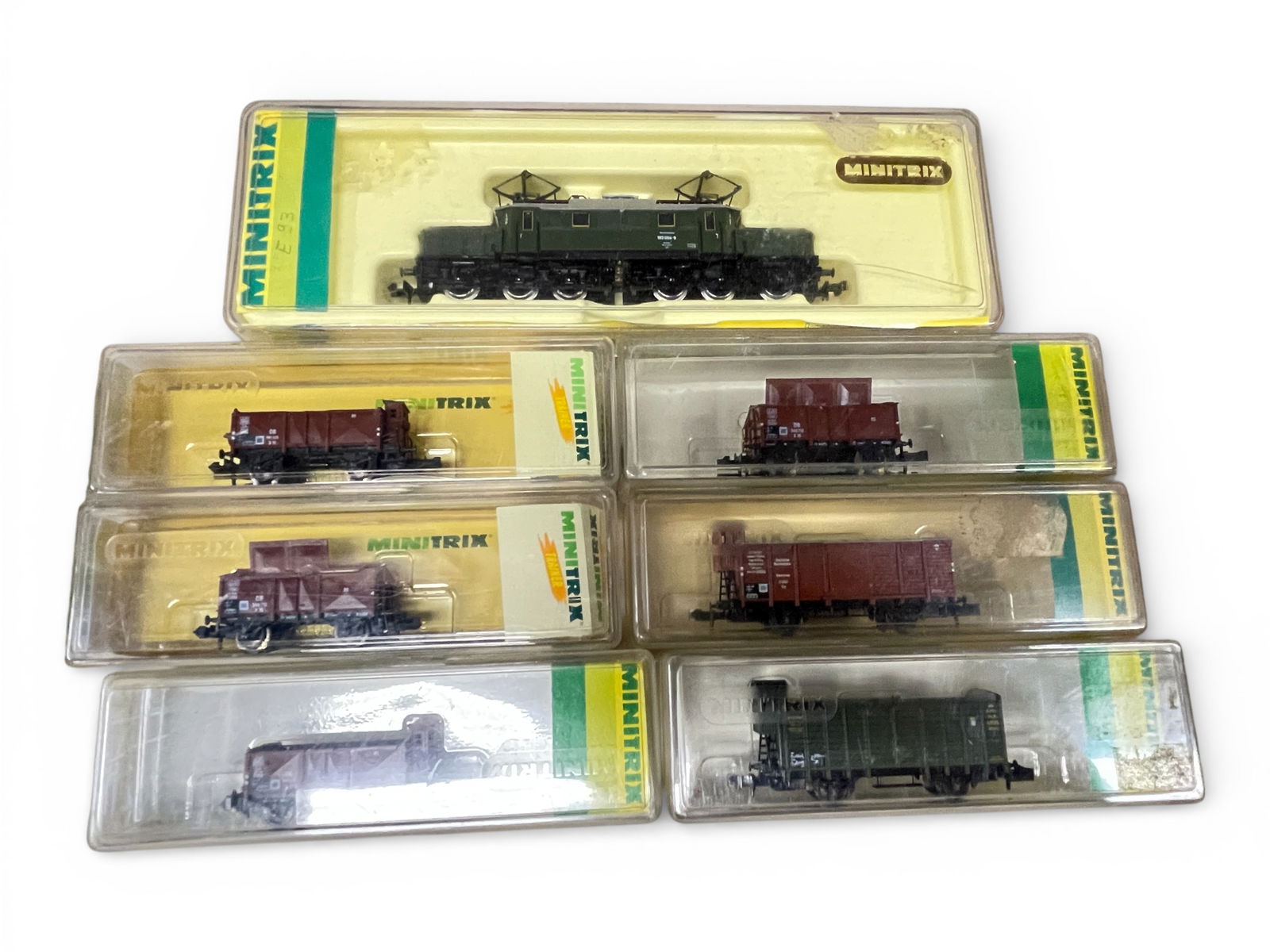 14pc MiniTrix Freight & Passenger Sets - 3