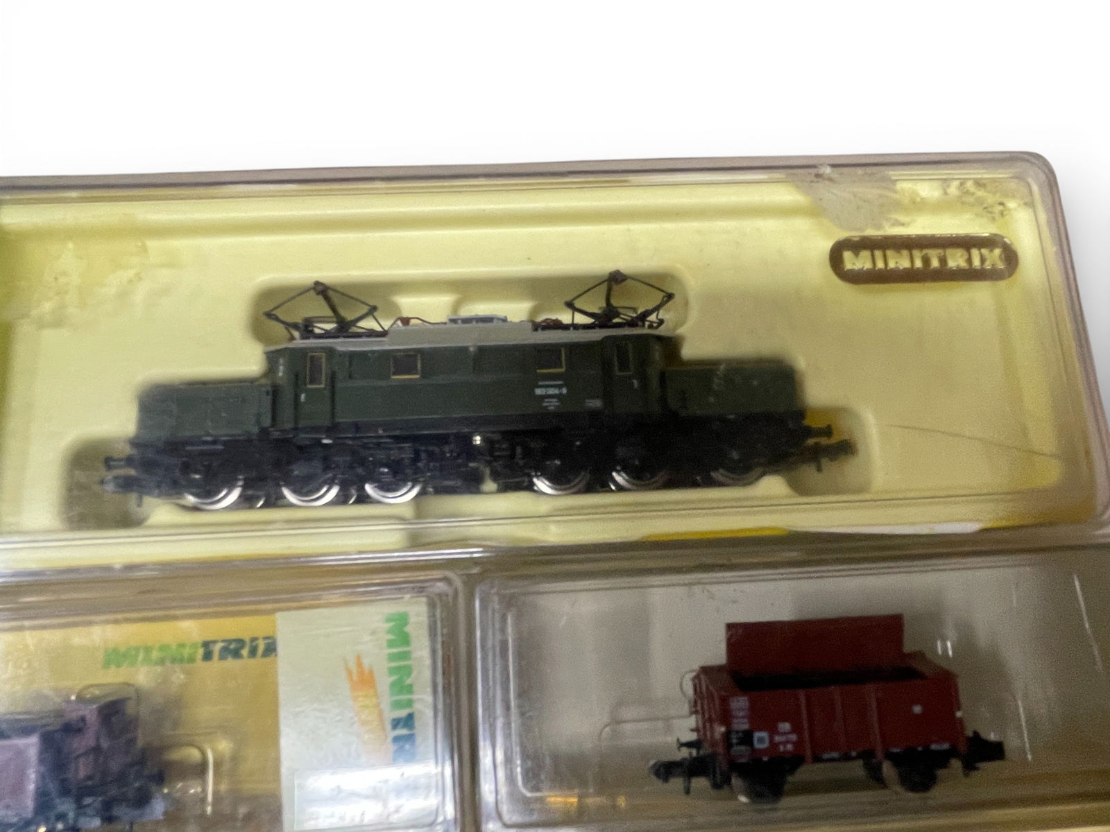 14pc MiniTrix Freight & Passenger Sets - 4