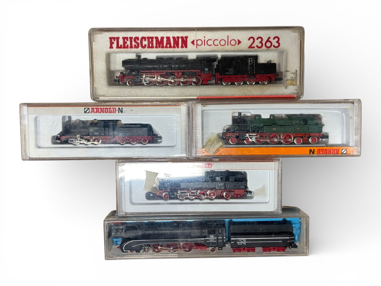 5 Assorted Euro Outline Locomotives: N Gauge. Includes a RivaRossi 9173 BR10-001 streamlined body; Fleischmann 2363 DB BR050 0587 2-10-0 steam Loco; Arnold Rapido 2291 DB BR93 1031 4-8-2t tank; 2273 K.Bay.Ste.B 4-6-4t tank; 2219? DB