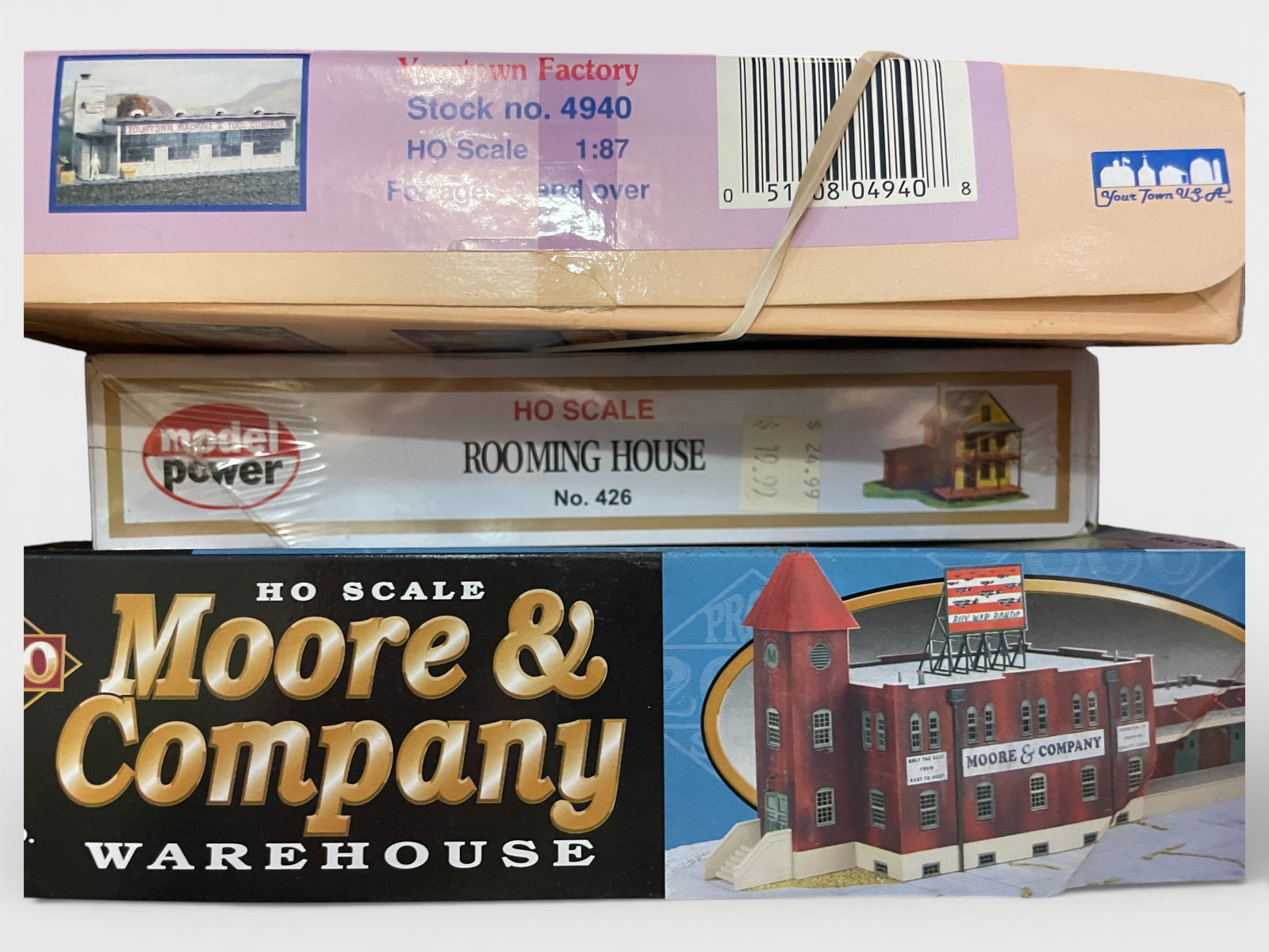 20 Assorted HO Structure Kits - 5