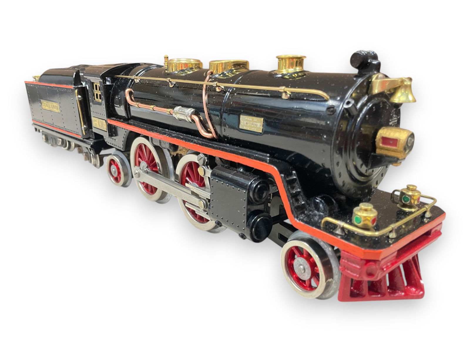 Restored Lionel 390E Steam Loco (1 of 4)