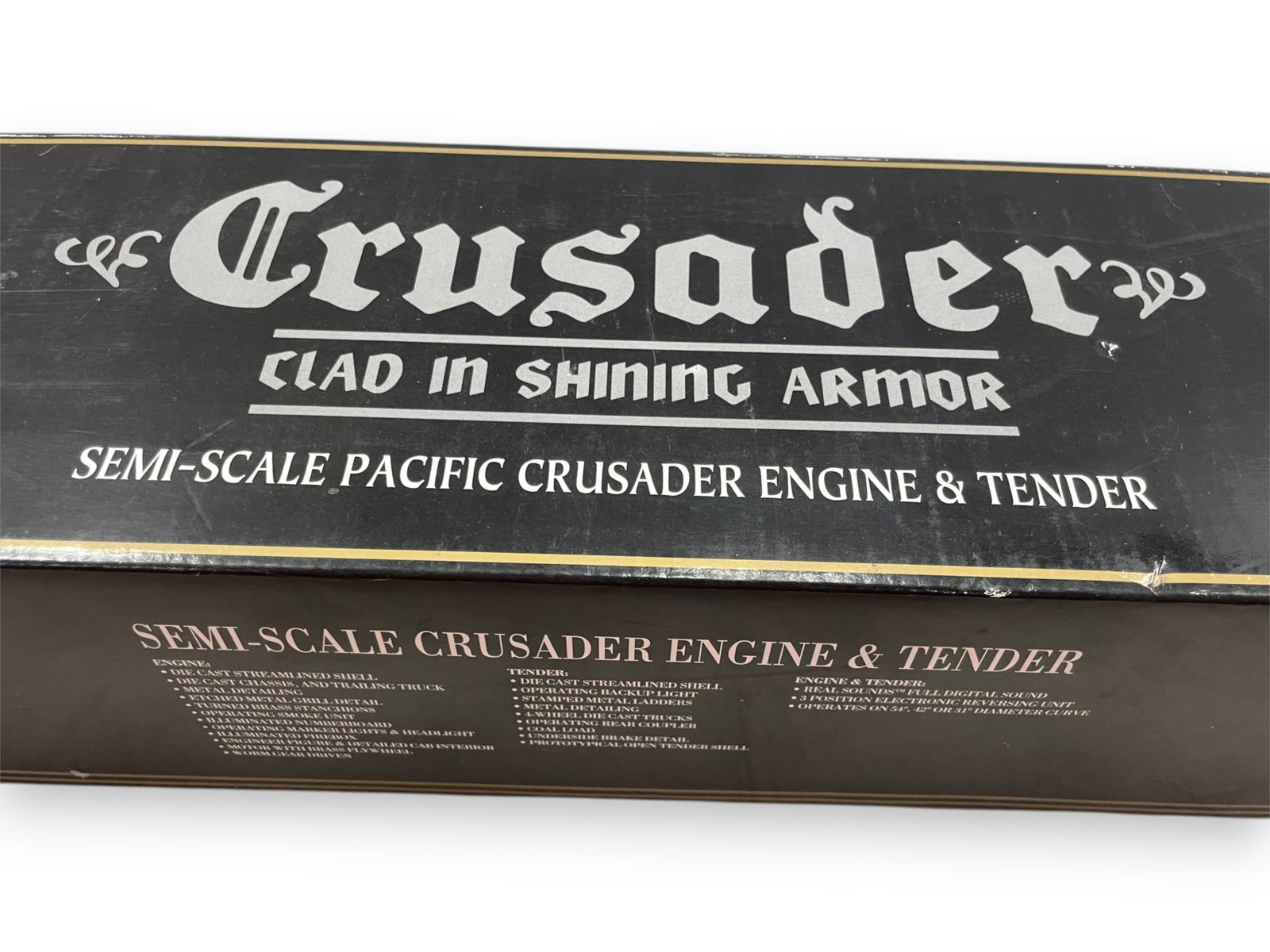 K-Line K4681-10003 Reading Crusader: Nice streamline fluted finish steamer. It has light, smoke and RealSounds. It shows light run time with box, no label.Shipping: Weiss Auctions offers full-service, in-house shipping for nearly all