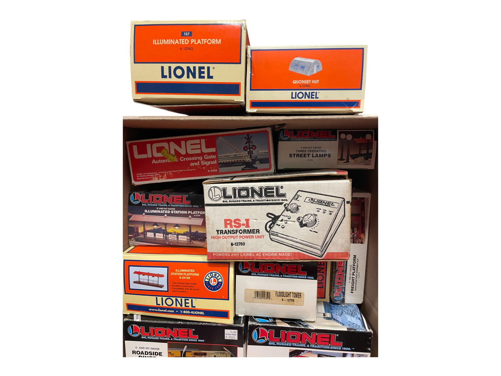 15 Lionel Accessories - 8