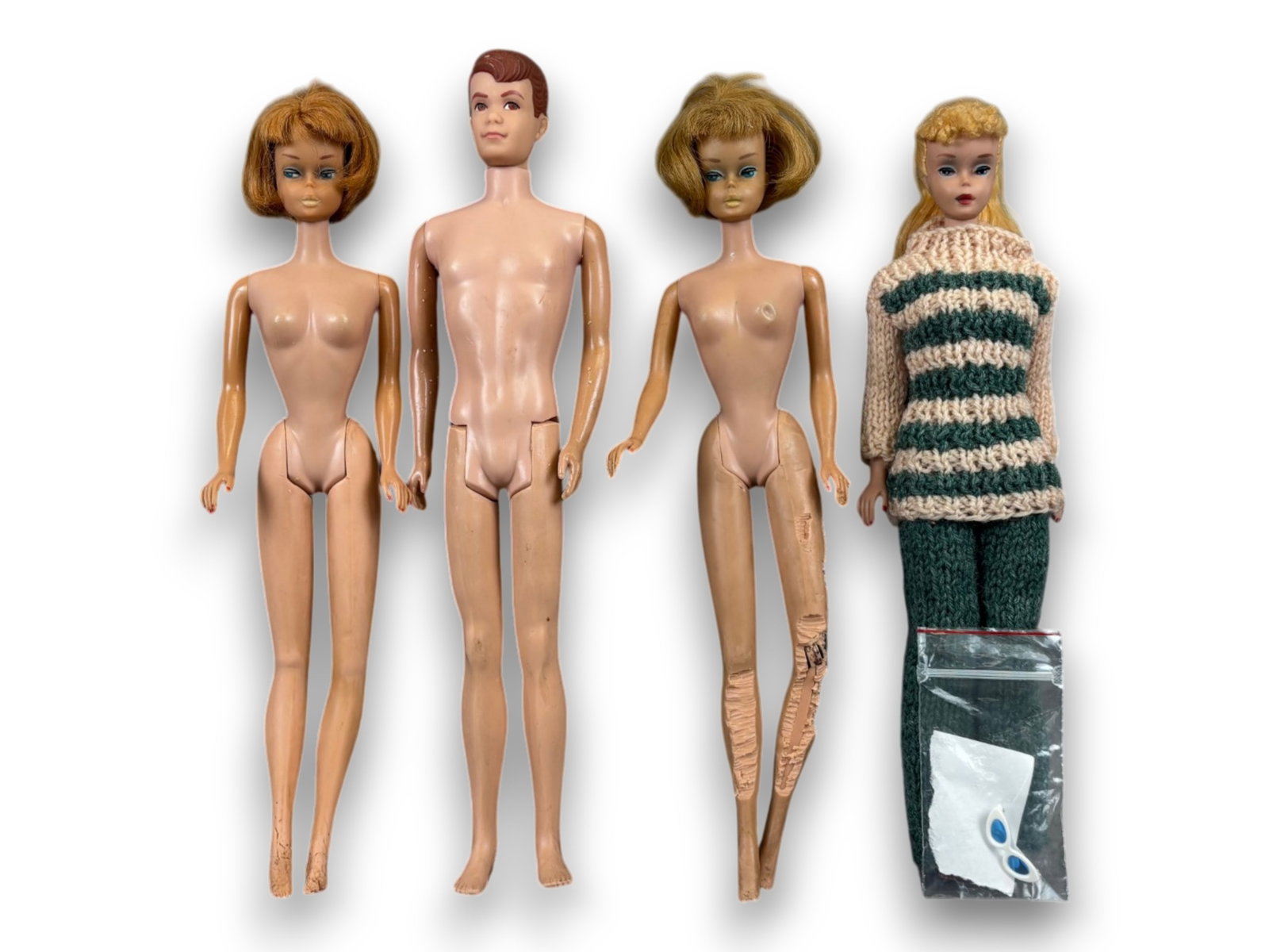 (4) Barbie Dolls (1 of 3)