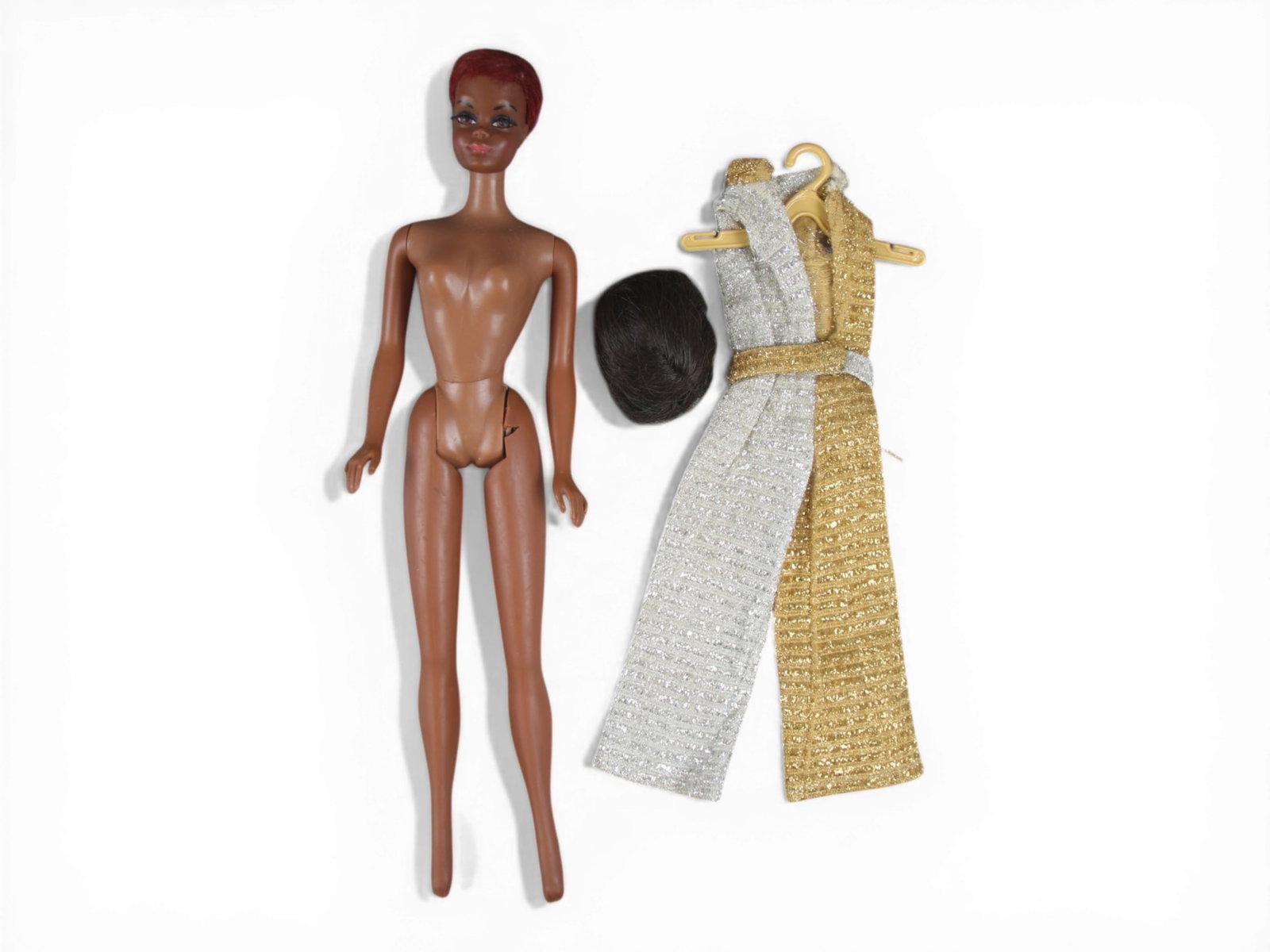 1969 #1127 Julia Twist N Turn Doll with Outfit (1 of 6)