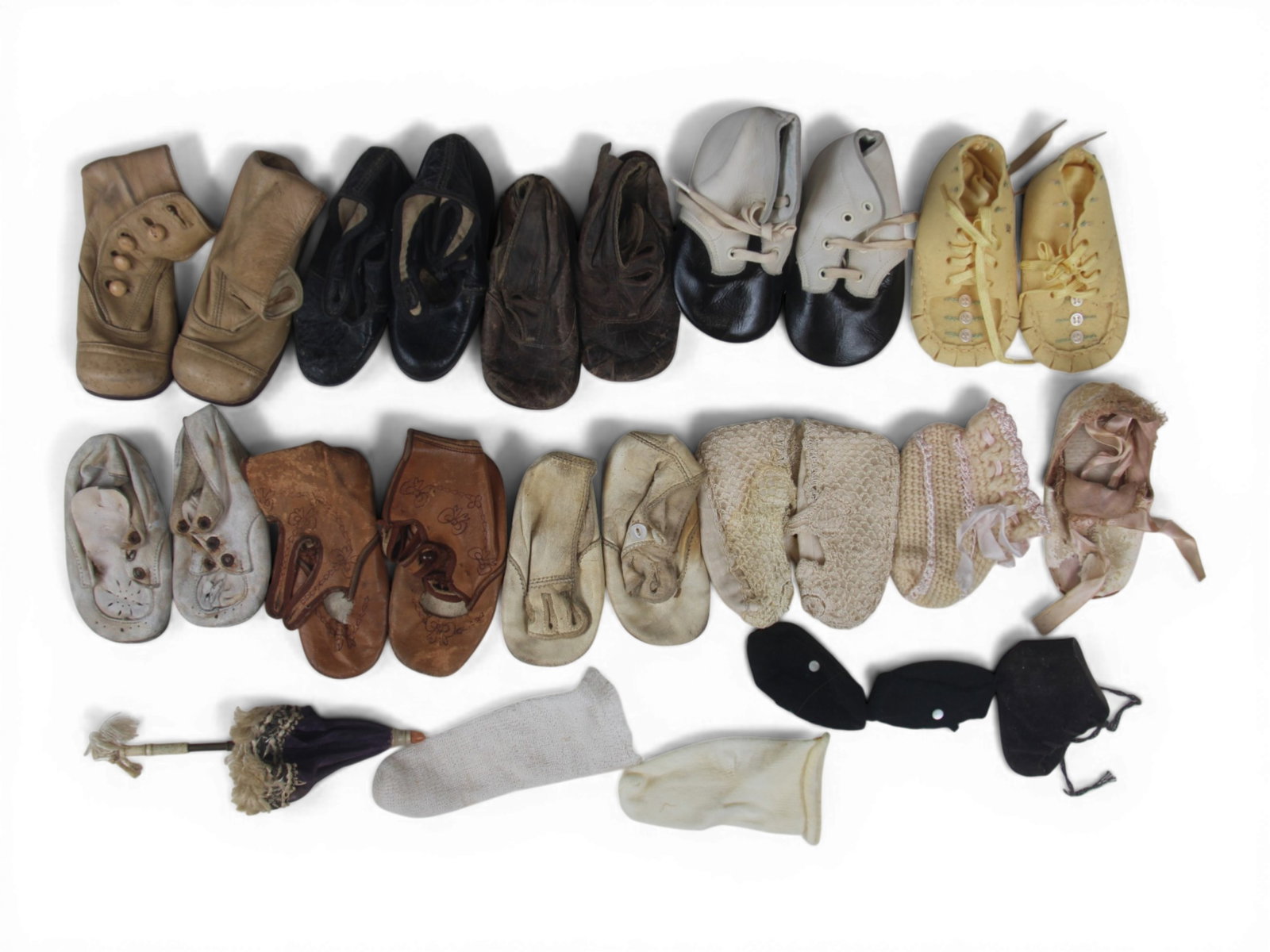 (10) Antique Doll Shoes & Parasol (1 of 5)