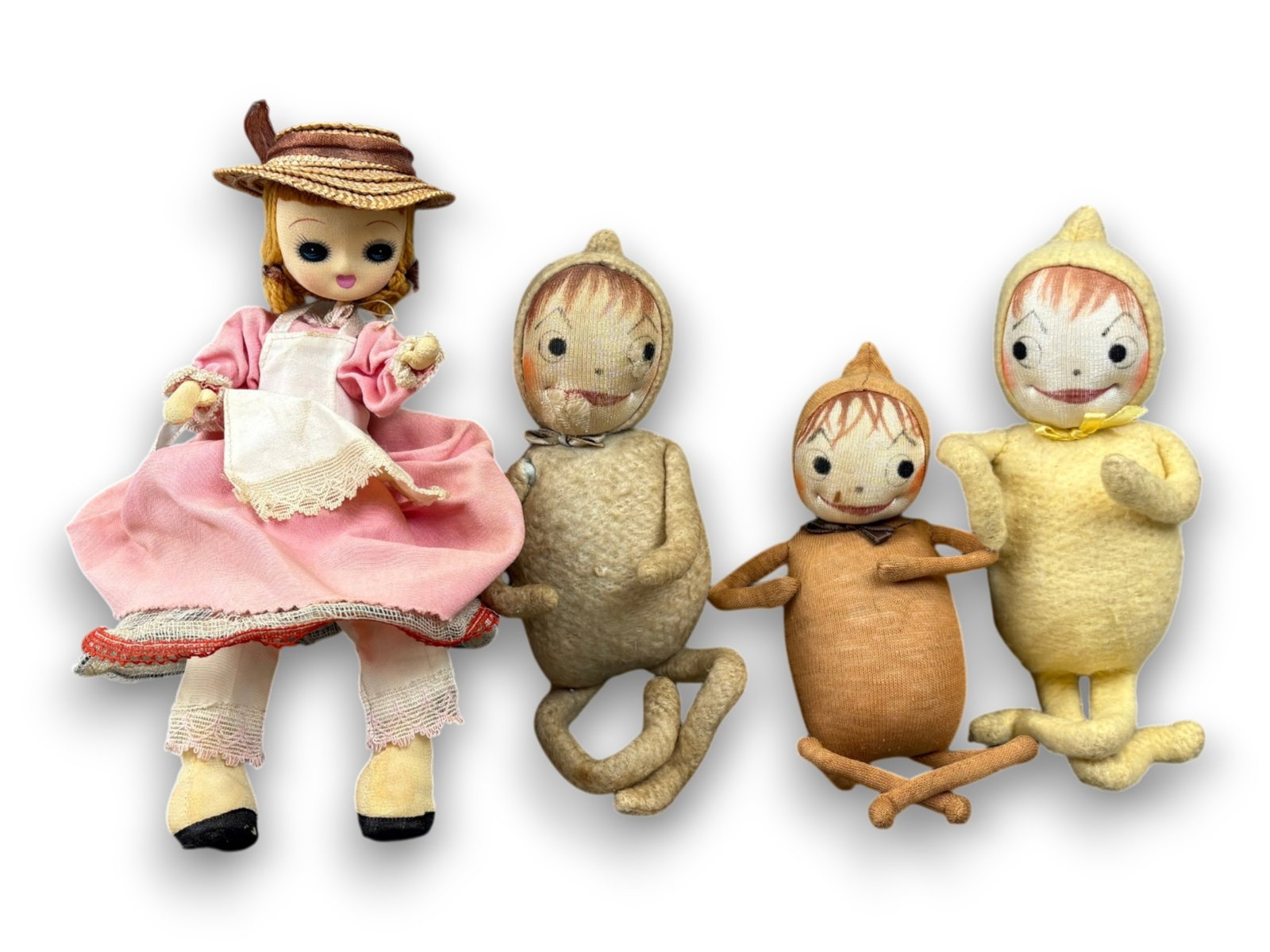 (18) Cloth Dolls - 4