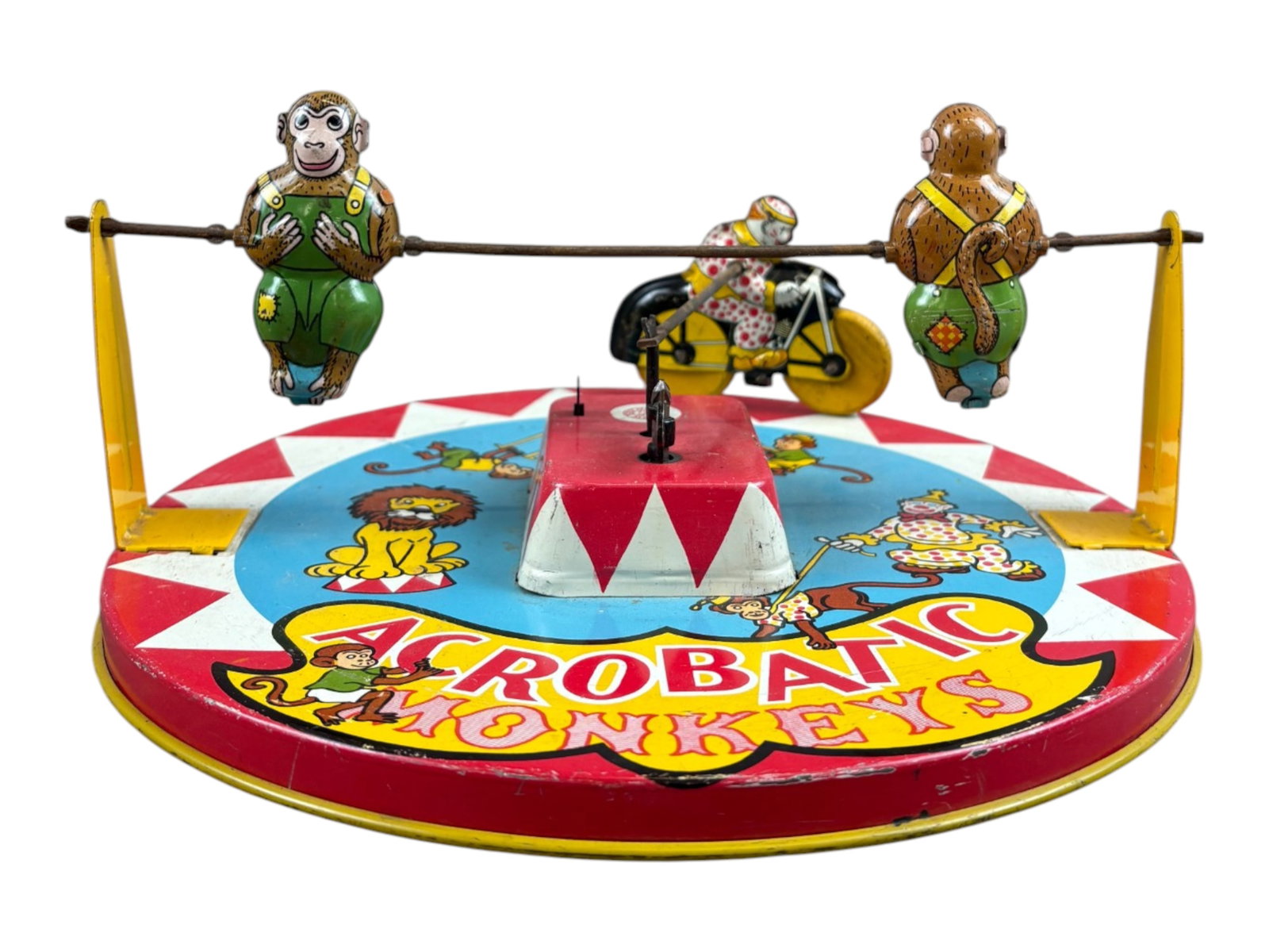 Wyandotte Acrobat Monkeys (1 of 3)