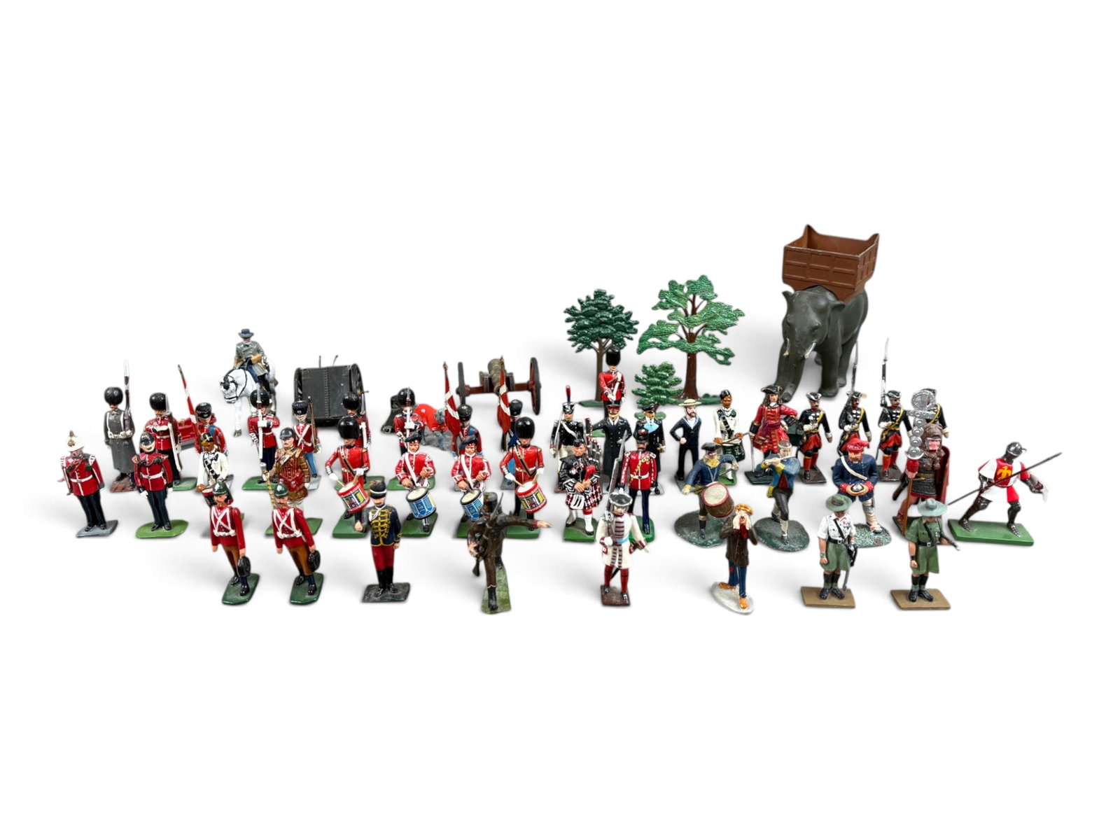 50+ Modern Toy Soldier: Nice assortment with Britains, Caberaroh, Marion and others. Examine photos for exact lot contents and condition. Shipping: Weiss Auctions offers full-service, in-house shipping for nearly all items i