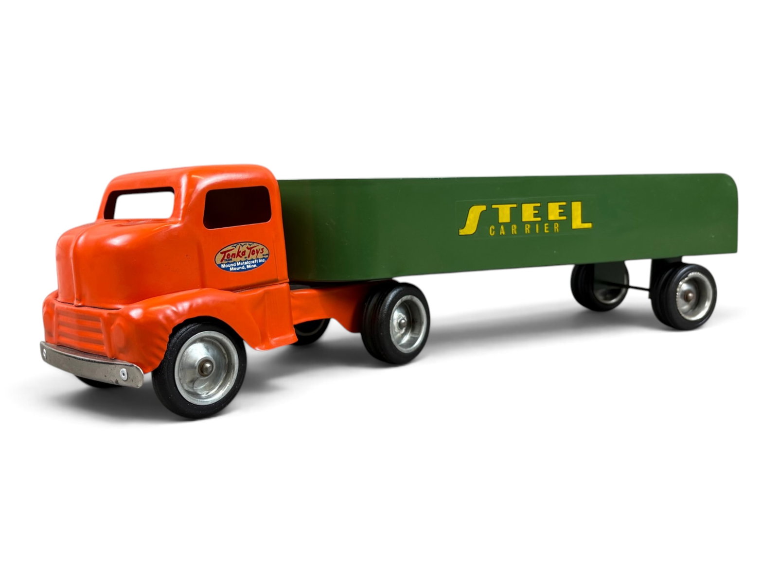 Restored Tonka Cab Over w/Steel Carrier Trailer (1 of 5)