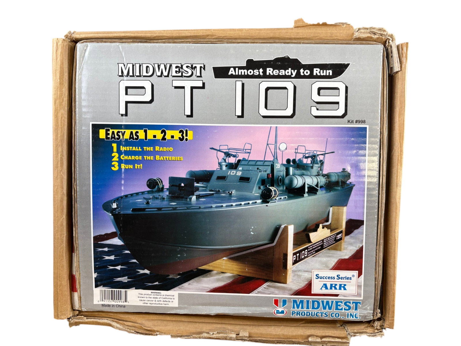 Large Midwest R/C PT 109 Motorized Boat 998 (1 of 2)