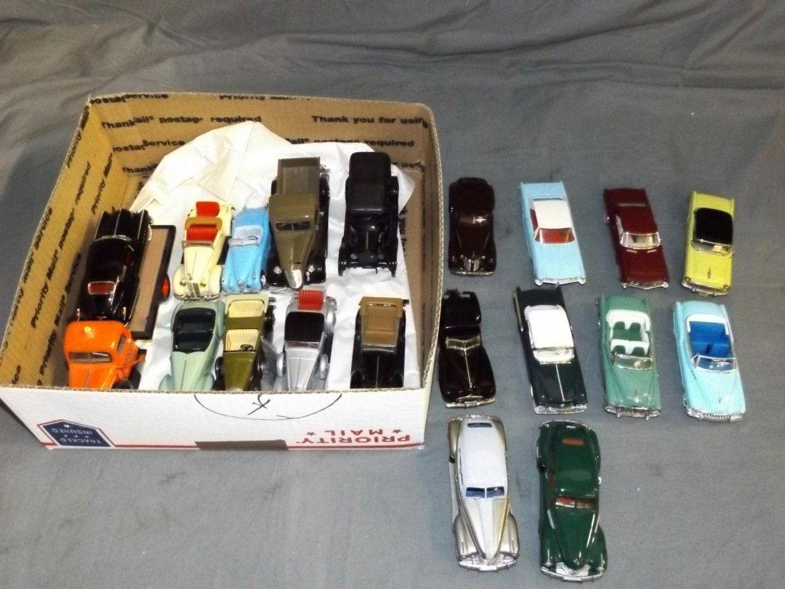Modern Die Cast Car Lot. (1 of 3)