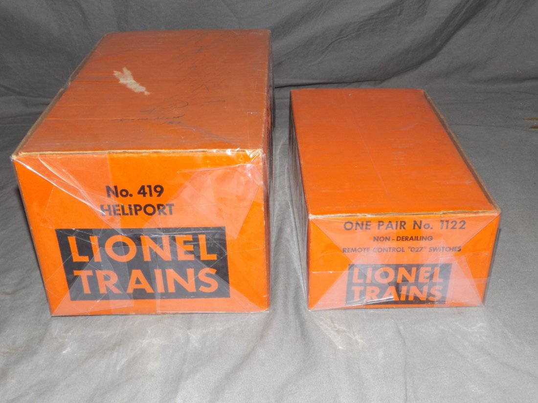 Lionel Lot of 2 Boxed Accessories (1 of 3)