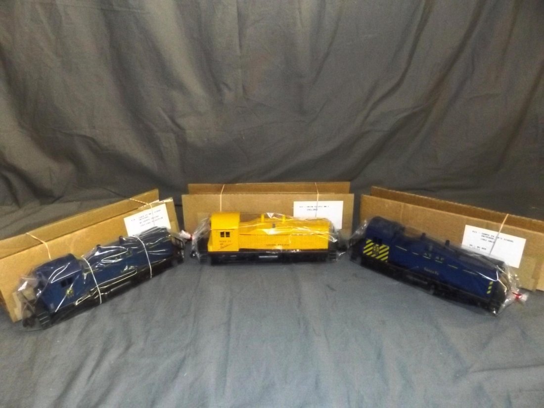 Lionel Lot of 3 Diesel Switchers (1 of 4)