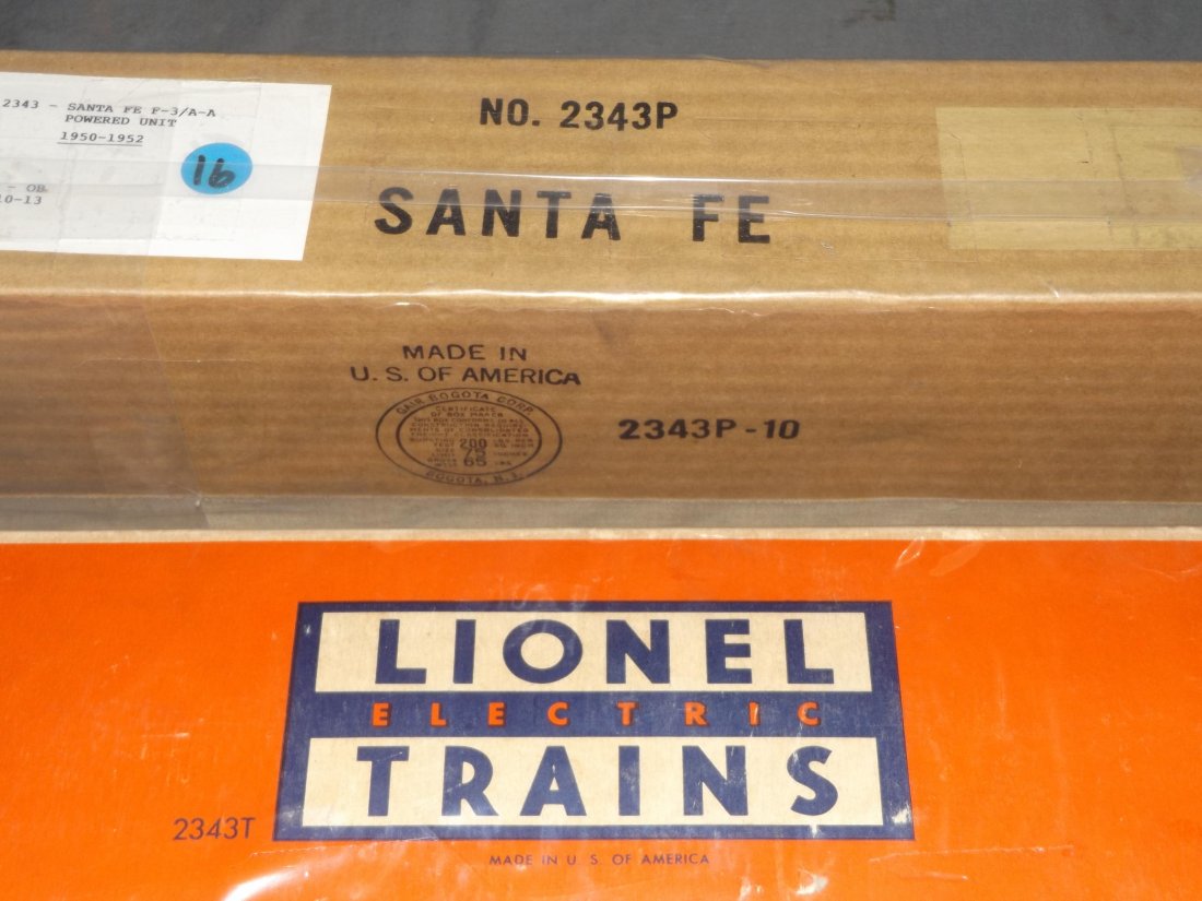 Lionel 2343 Santa Fe F-3's (1 of 3)