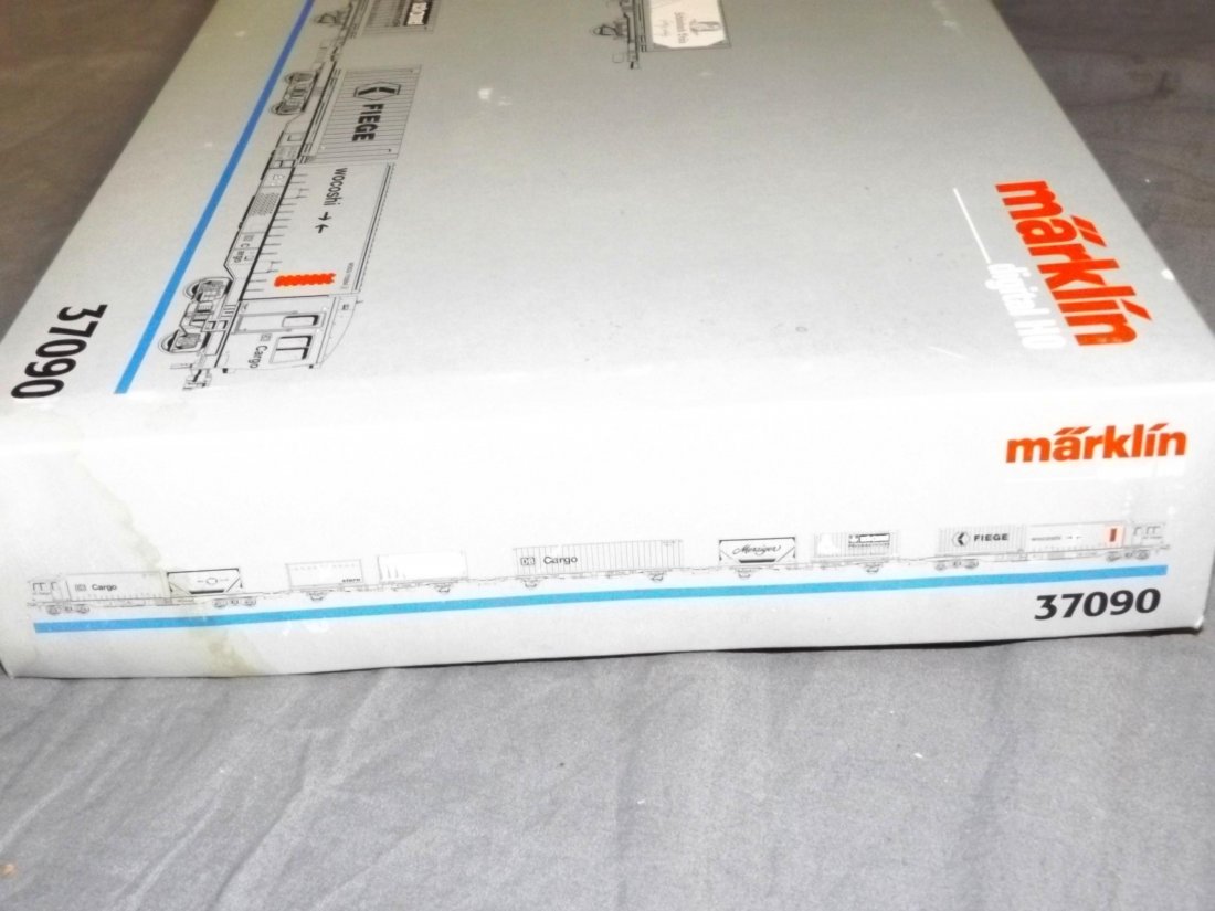 Marklin Digital HO 37090 Cargo Sprinter Set (1 of 2)