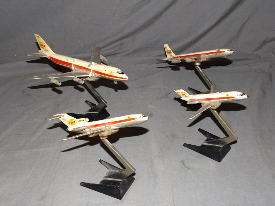 (4) TWA Airplane Desk Models (1 of 2)