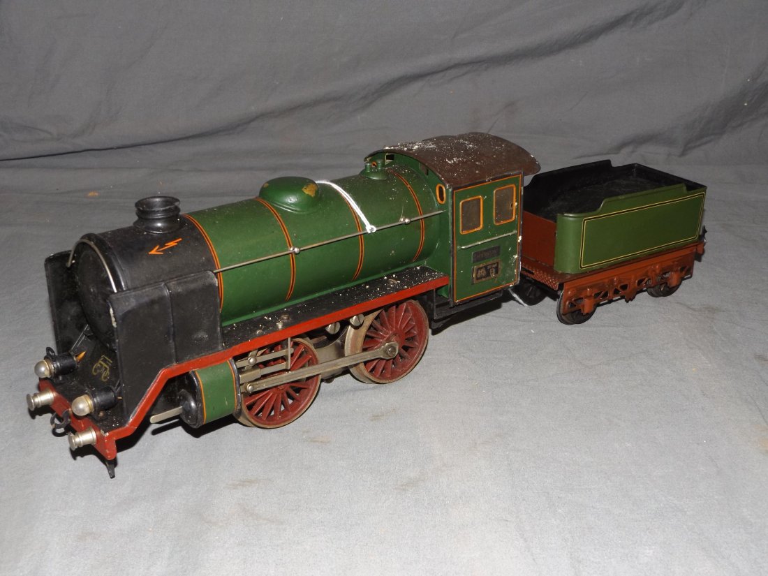 Marklin Engine And Tender. (1 of 6)