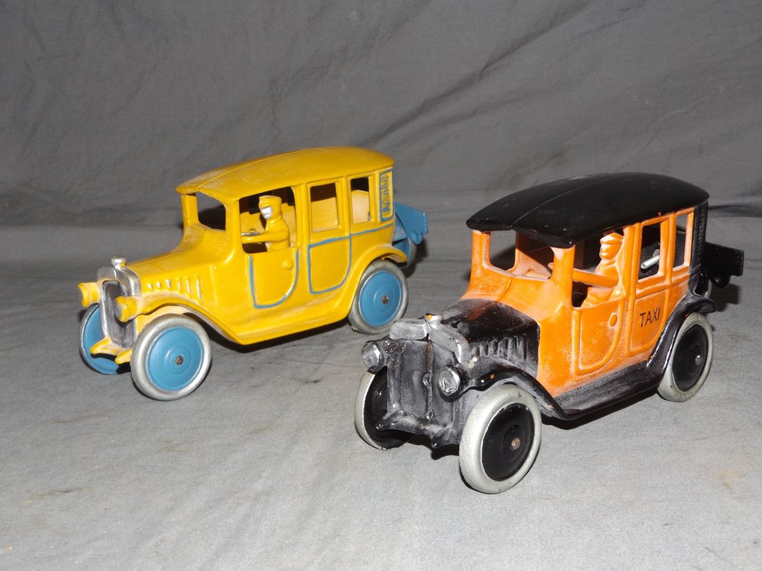Lot of 2 Dent Cast Iron Taxi Cabs, Repainted (1 of 4)
