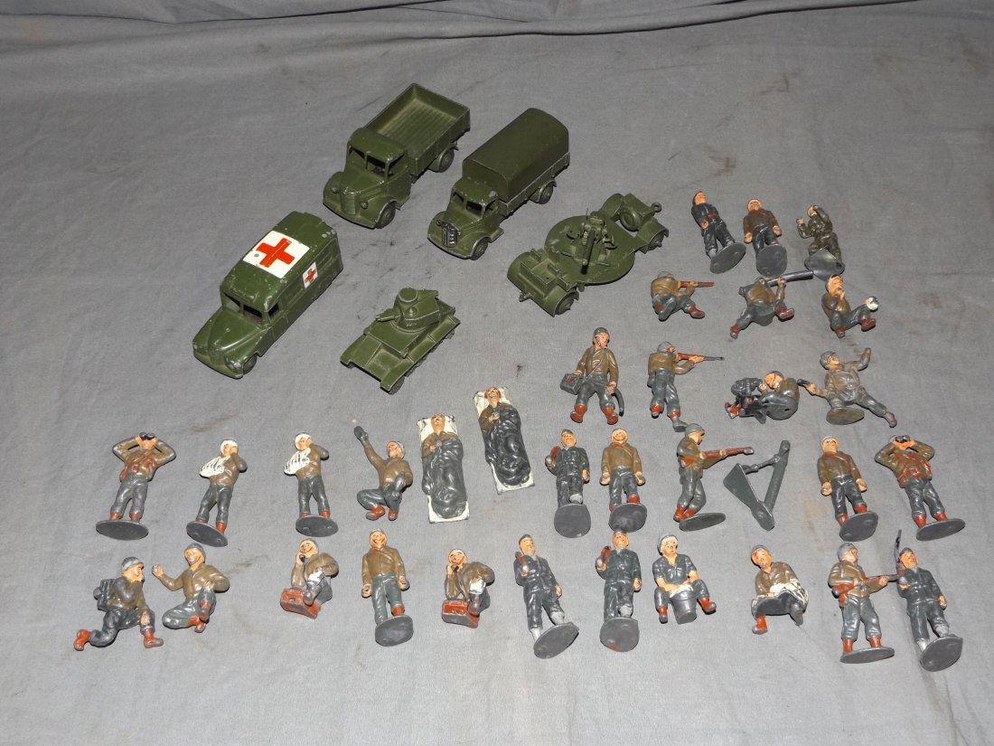 Toy Soldier and Vehicle Lot (1 of 4)