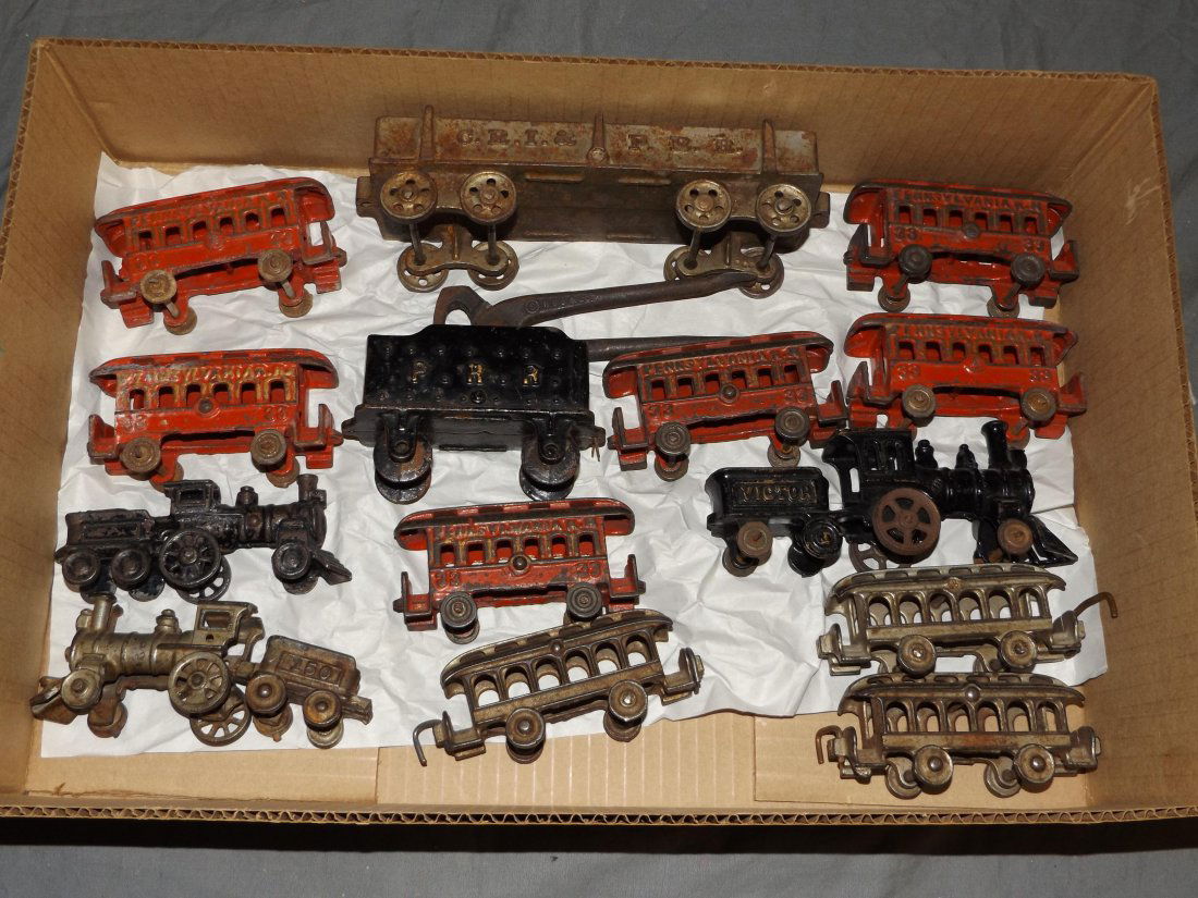Lot of Assorted Cast Iron Trains (1 of 3)