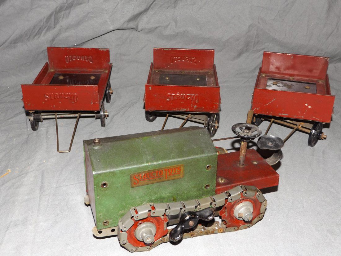 Pressed Steel Structo Windup Tractor & Trailers (1 of 3)