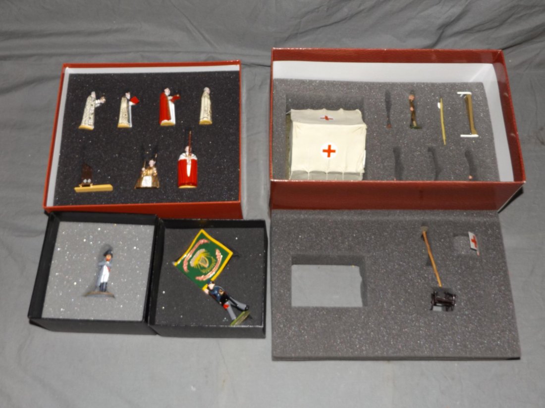 Mixed Toy Soldier Lot (1 of 5)
