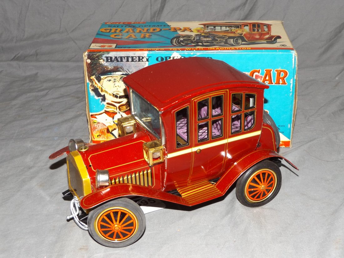 Boxed Rosko Battery Operated Grand-Pa Car (1 of 6)