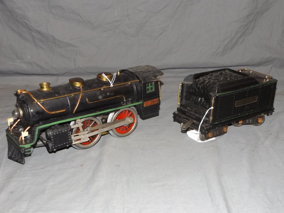 Lionel 384E Engine and Tender. (1 of 5)