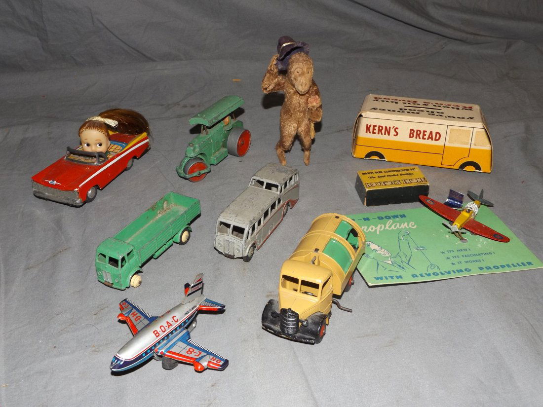 Mixed Toy Lot including Vehicles (1 of 3)