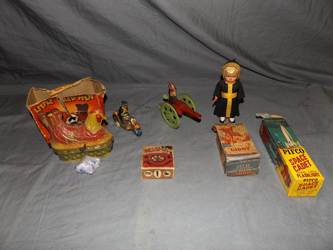 Assorted Toy Lot (1 of 3)