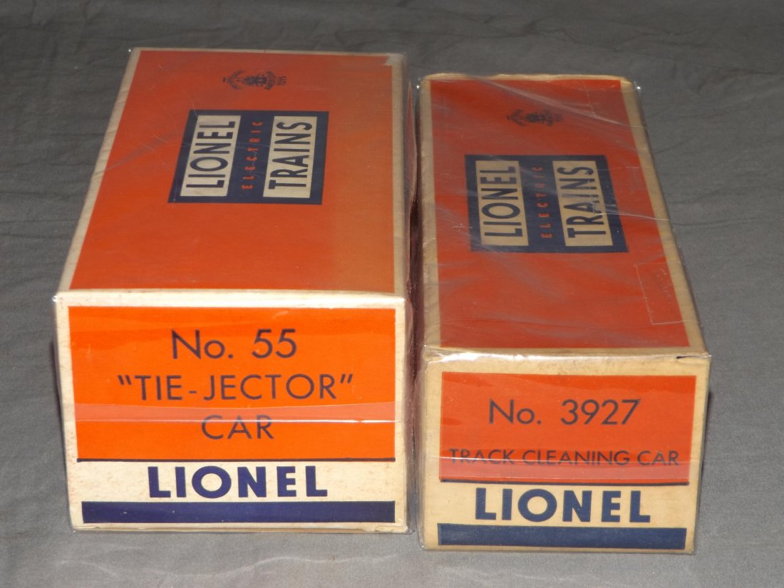 Lionel Lot of 2 Motorized Units (1 of 3)