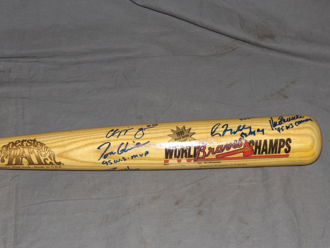 1995 Braves World Series Champs Multi Signed Bat (1 of 7)