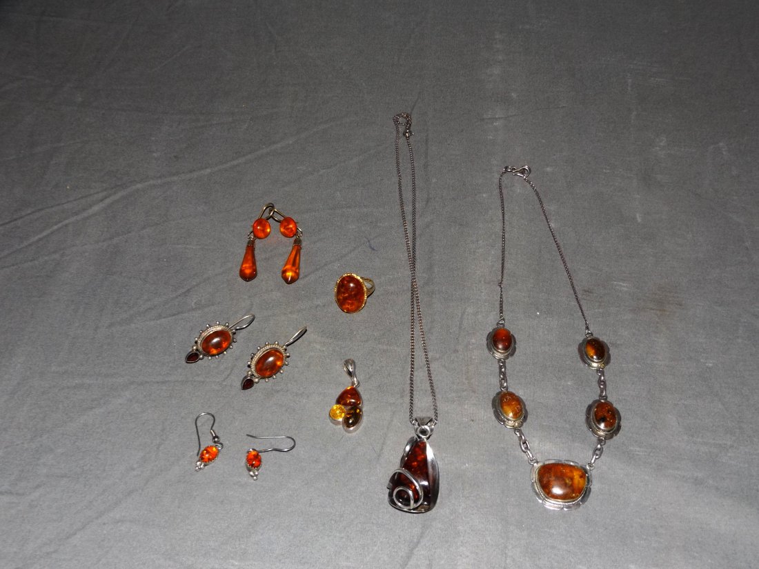 Mixed Amber Jewelry Lot (1 of 3)