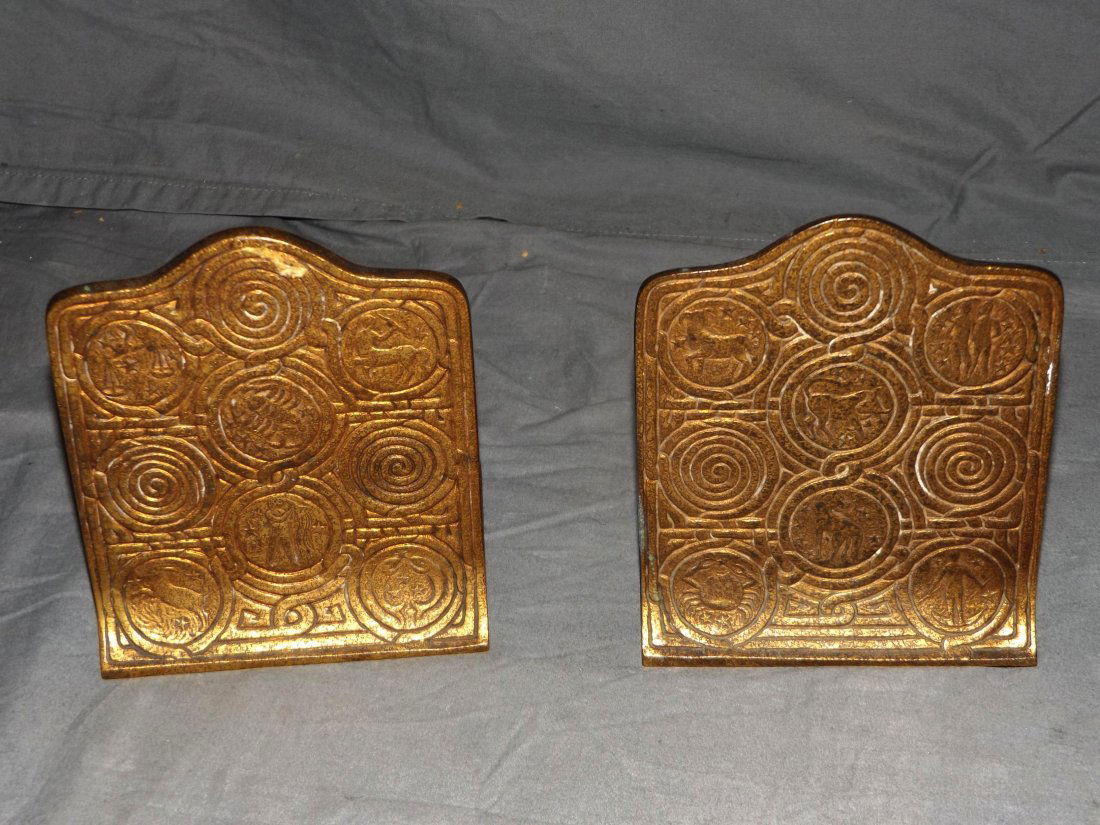 Tiffany Studios Zodiac Pattern (1 of 4)