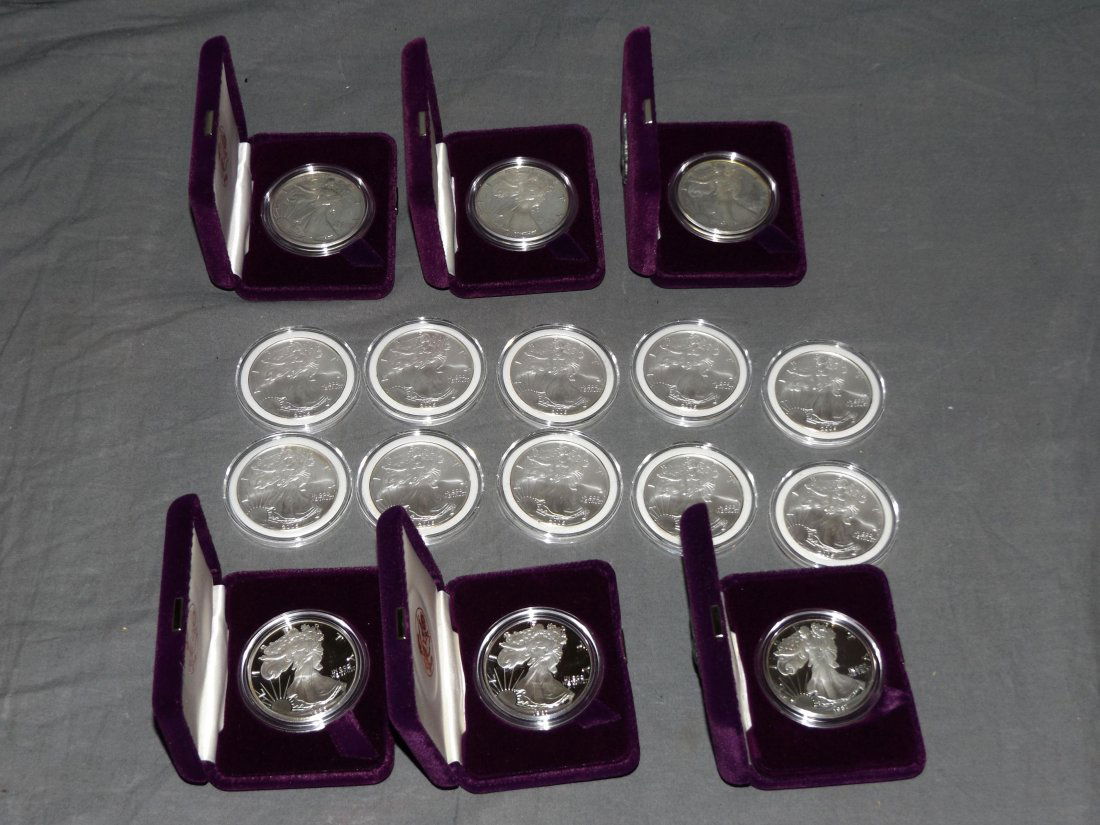 U.S. Silver Eagles. (1 of 3)
