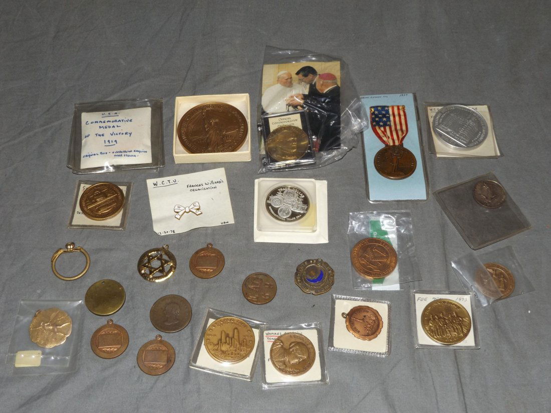 Commemorative Medal Lot. (1 of 4)