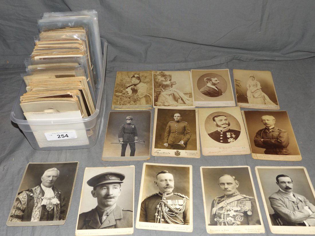 Fabulous Cabinet Card Lot. (1 of 3)