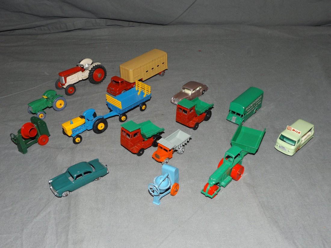 Matchbox Car Lot. (1 of 3)