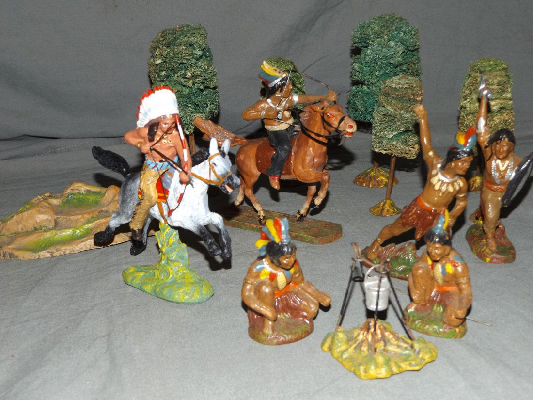 Elastolin Indians. Large Scale. (1 of 2)