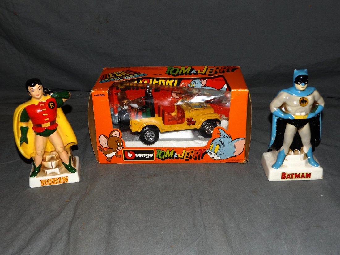 Comic Character Lot.: Includes Ceramic Batman and Robin banks , one with an old repair, Robin missing stopper & Burago Tom and Jerry Car Boxed.