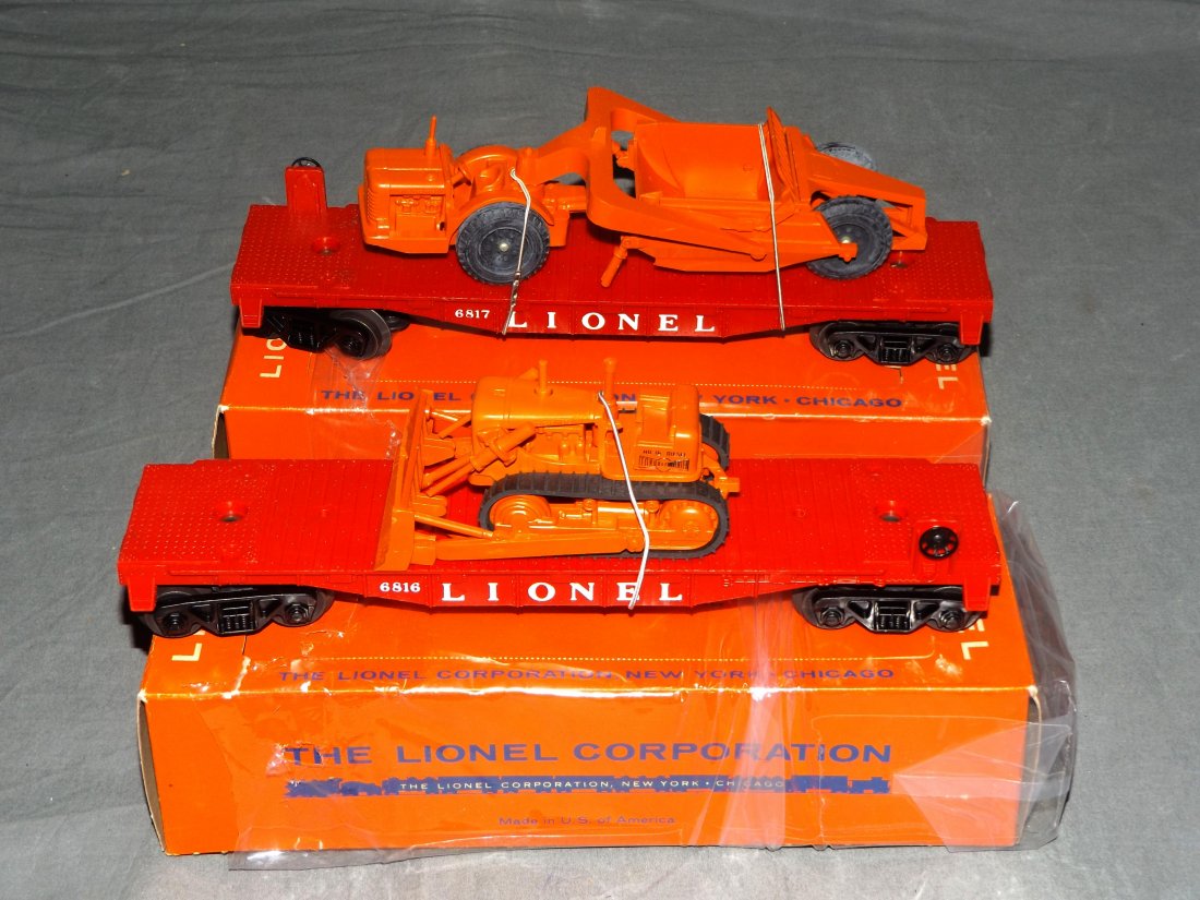 Lionel Lot of 2 Freight Cars (1 of 4)
