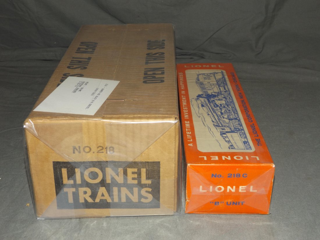 Lionel #218 Santa Fe Alco A&B Diesels (1 of 3)