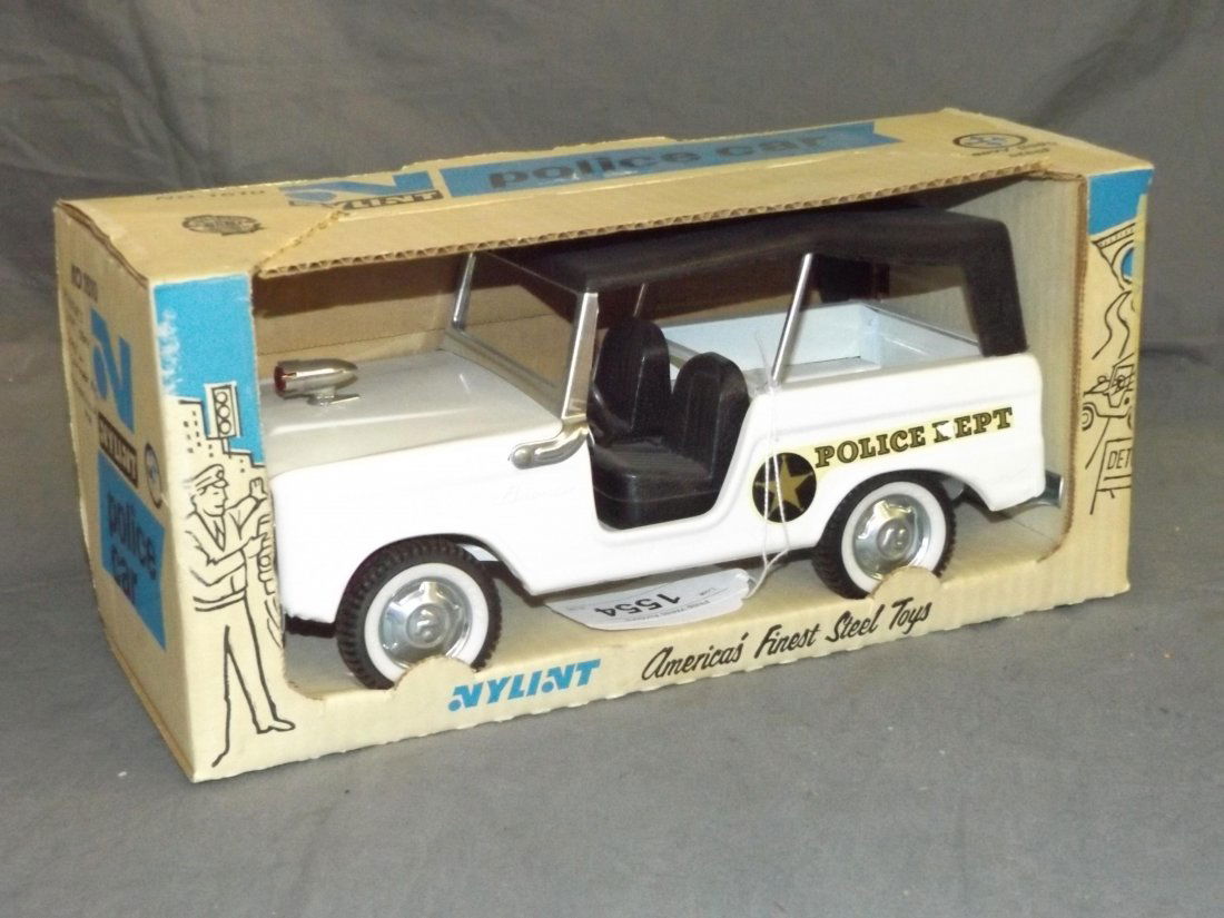 Nylint #1610 Police Car Boxed. (1 of 2)