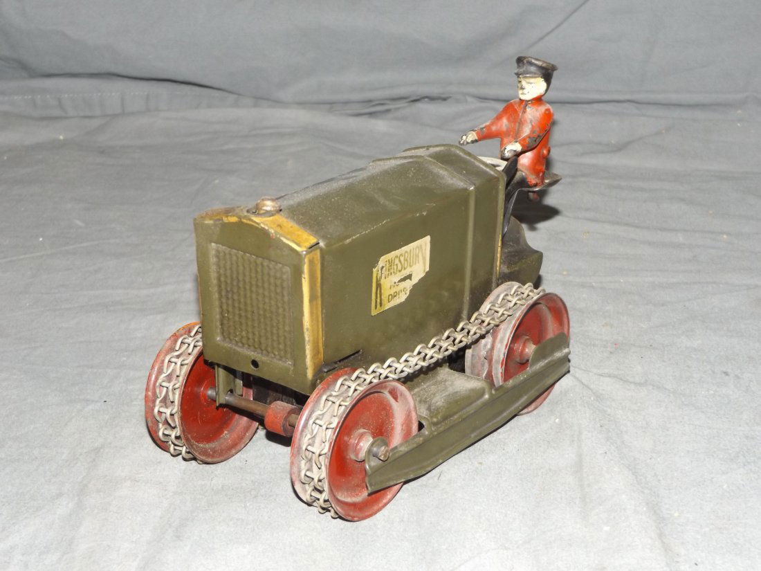 Pressed Steel Kingsbury Wind-Up Tractor. (1 of 3)