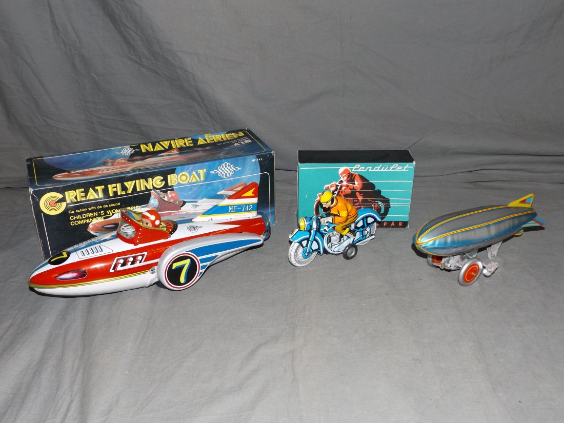 3 Piece Tin Lithographed Toy Lot (1 of 7)