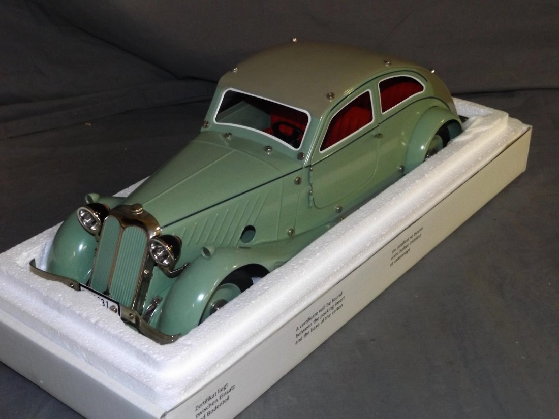 Marklin 19031 Streamlined Coupe in Original Box (1 of 6)